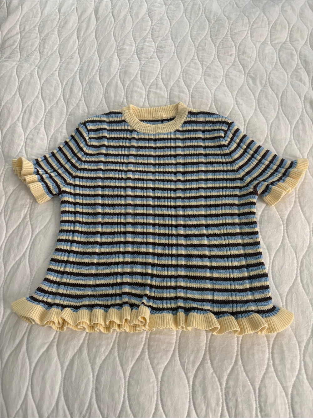 Women's Ruffled Striped Knitted T-Shirt Size Large